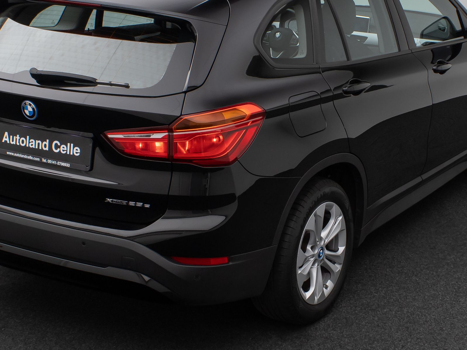 Fahrzeugabbildung BMW X1 xD25e Kamera DAB Komfort Sportsitz Parkassist