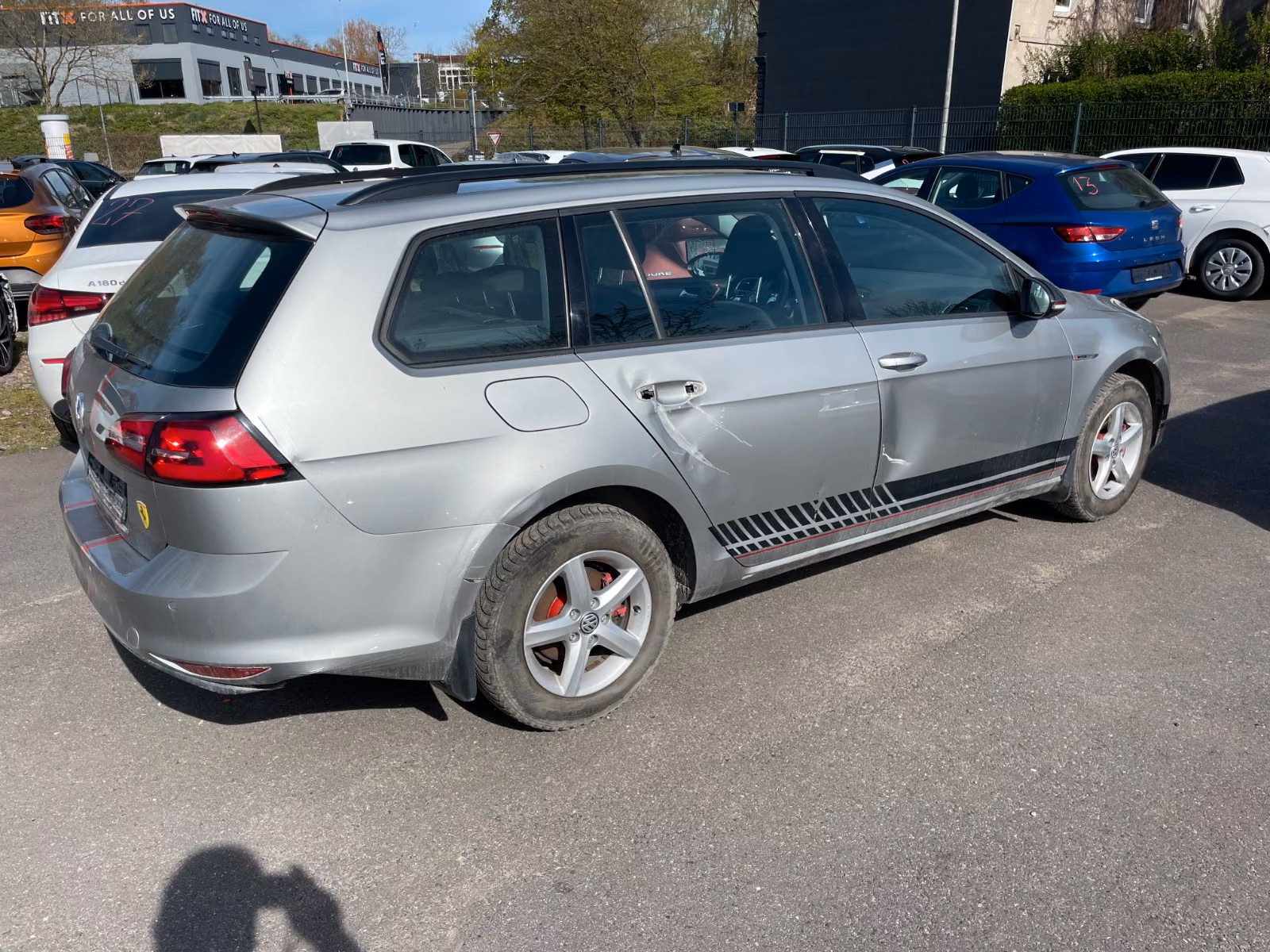 Volkswagen Golf 2015 — rear view