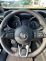 Alfa Romeo Stelvio Ti Diesel 2.2 Allrad Panoramaglasdach - Alfa Romeo Stelvio in Stuttgart