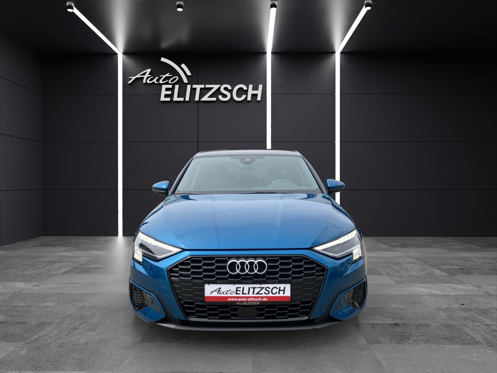 Fahrzeugabbildung Audi A3 Limousine 35 TFSI advanced MATRIX Navi ACC AH