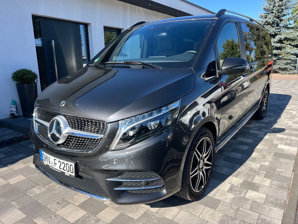 Image of Mercedes-Benz 220