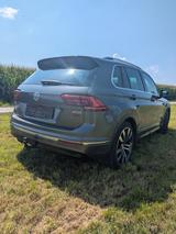 Volkswagen Tiguan 2.0 TSI OPF 140kW DSG 4MOTION Highlin... - Volkswagen Tiguan: 140