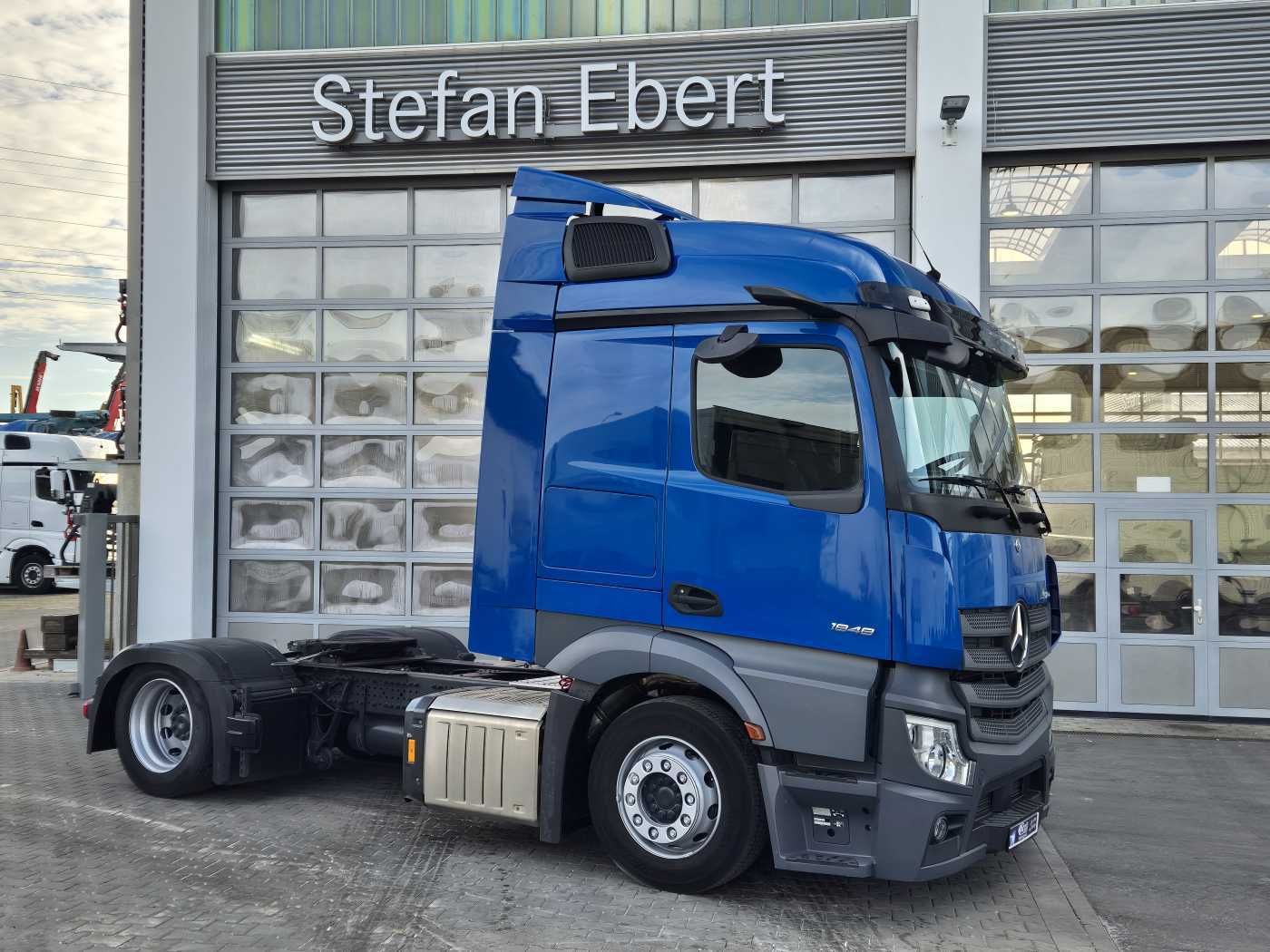 Fahrzeugabbildung Mercedes-Benz Actros 1848 LSnRL Öl-Retarder MirrorCam PPC DAB