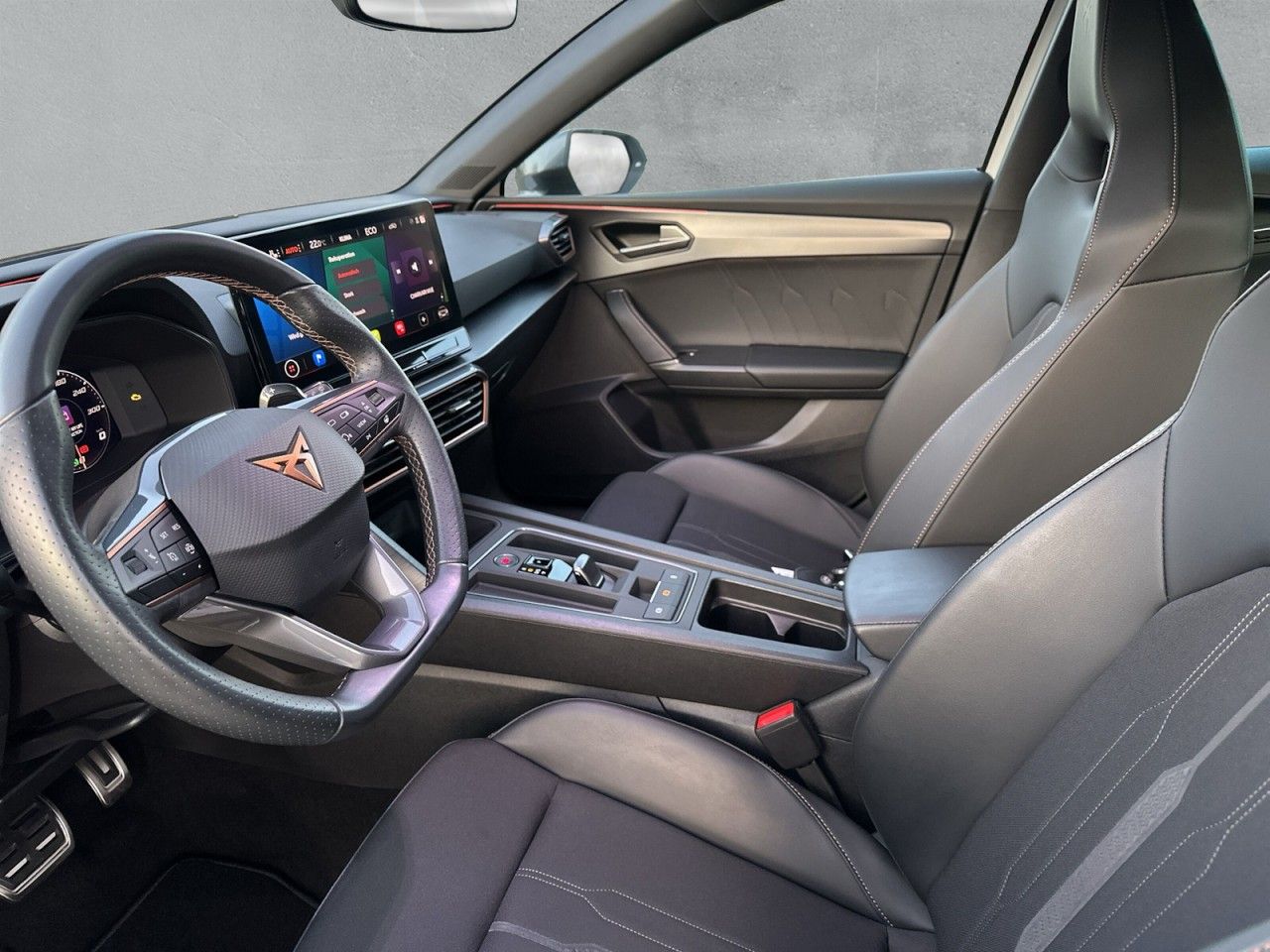 Fahrzeugabbildung CUPRA Leon VZ 1.4 e-Hybrid 245 PS DSG