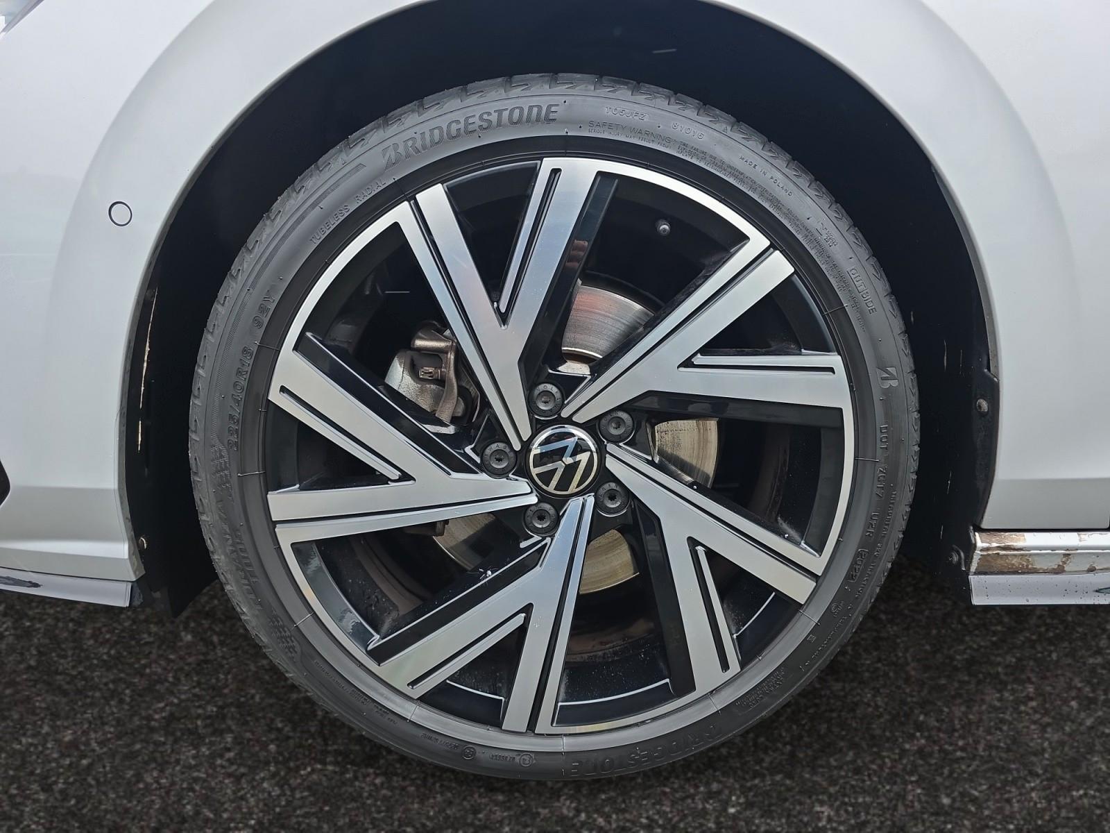 Volkswagen Golf VIII R-Line*PANO*MATRIX*DSG*R-Line*SHZ*ACC, миниатюра 14