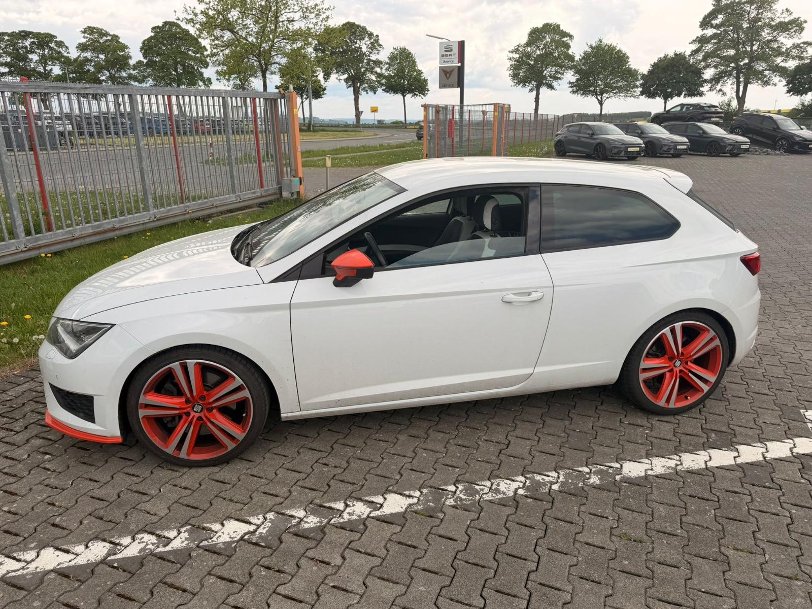 Seat Leon SC Cupra 290 Edition ACC LED uvm...