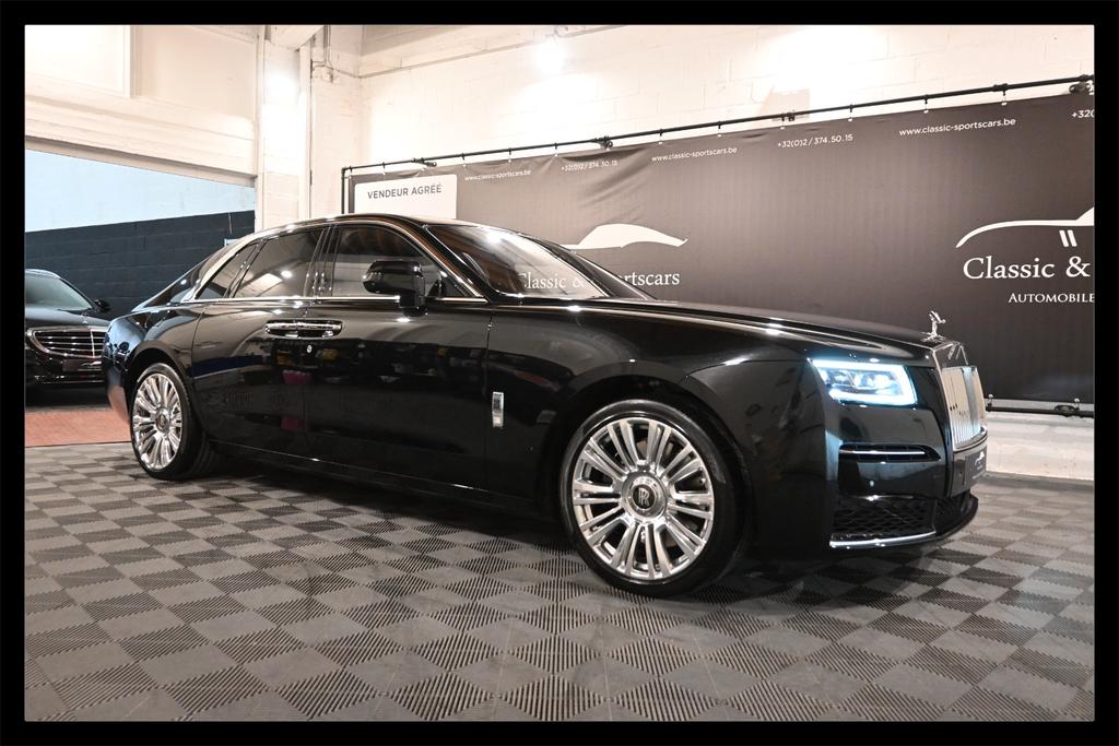Rolls-Royce Ghost 6.6i V12 / 5 SEATS / STAR LIGHT / WARRANTY