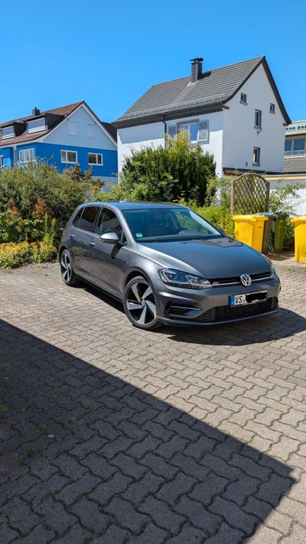 Image of Volkswagen Golf