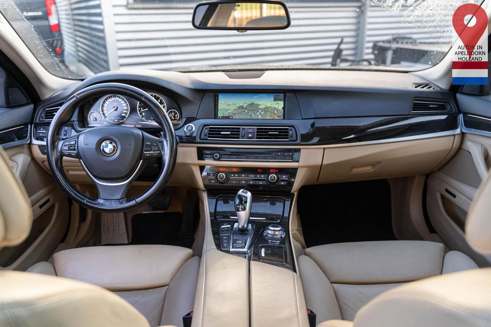 BMW 528 5-serie Touring 528xi High Executive panoram