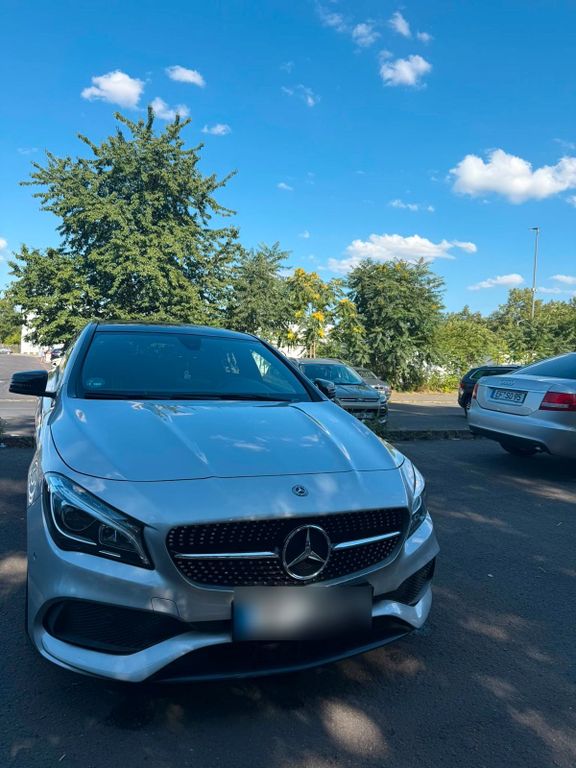 Image of Mercedes-Benz CLA 220