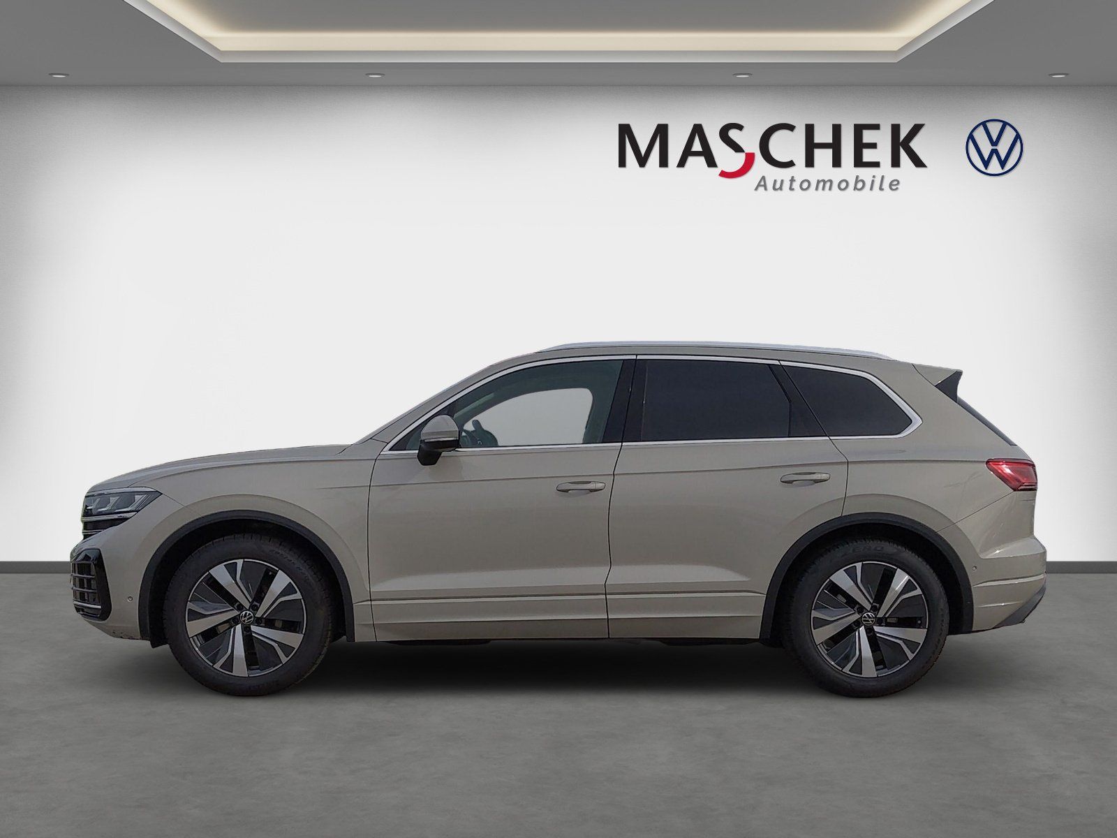 Volkswagen Touareg Elegance 3.0 TDI Pano AHK foto 3