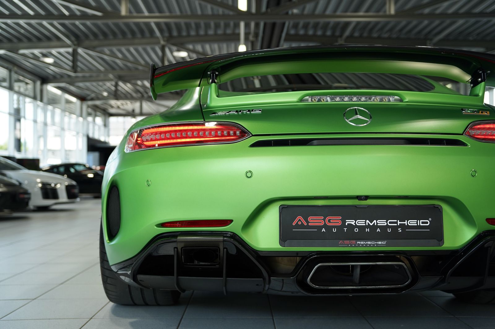 Mercedes Benz Amg Gt R
