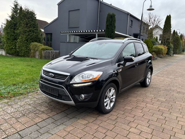 Ford Kuga 2,0 TDCi  TITANIUM, 1.Hand, Rentnerfahrzeug