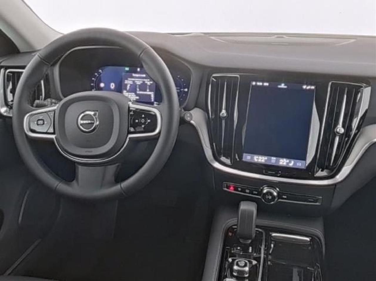 Fahrzeugabbildung Volvo V60 Kombi Plus Bright Recharge Plug-In Hybrid AW