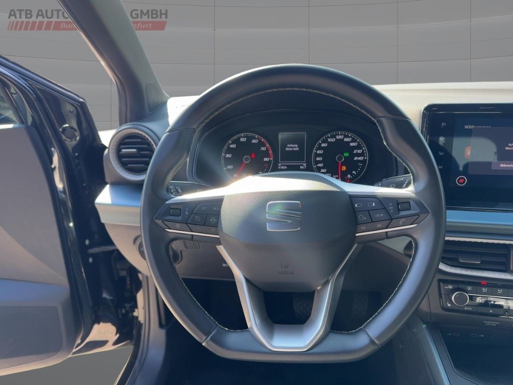 Fahrzeugabbildung SEAT Arona Xperience, SHZ, LED, NAVI
