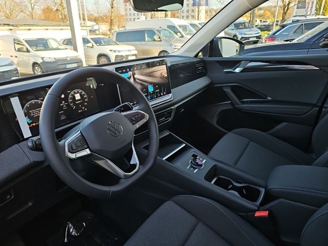 Fahrzeugabbildung Volkswagen Tiguan 1.5 eTSI DSG AHK SHZ RFK GJR CLIMATRONIC