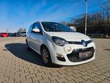 Renault Twingo Paris,Klimaalage,Tempomat - Renault Twingo Paris mit Benzin-Antrieb