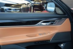 Fahrzeugabbildung BMW 740Ld Lang xDrive Panora Laser 3xTv ACC Massage