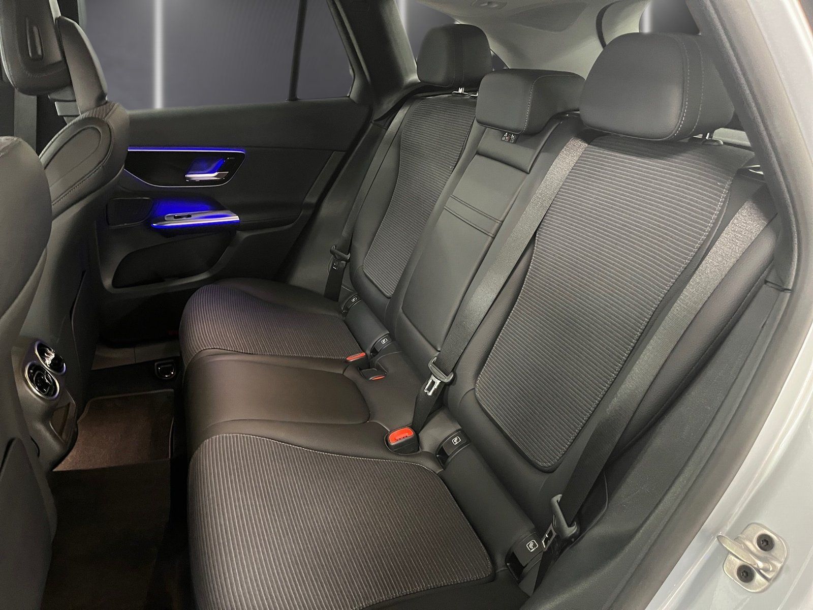 Fahrzeugabbildung Mercedes-Benz GLC 220 d 4M Avantgarde*Kamera*Totwinkel*Ambient