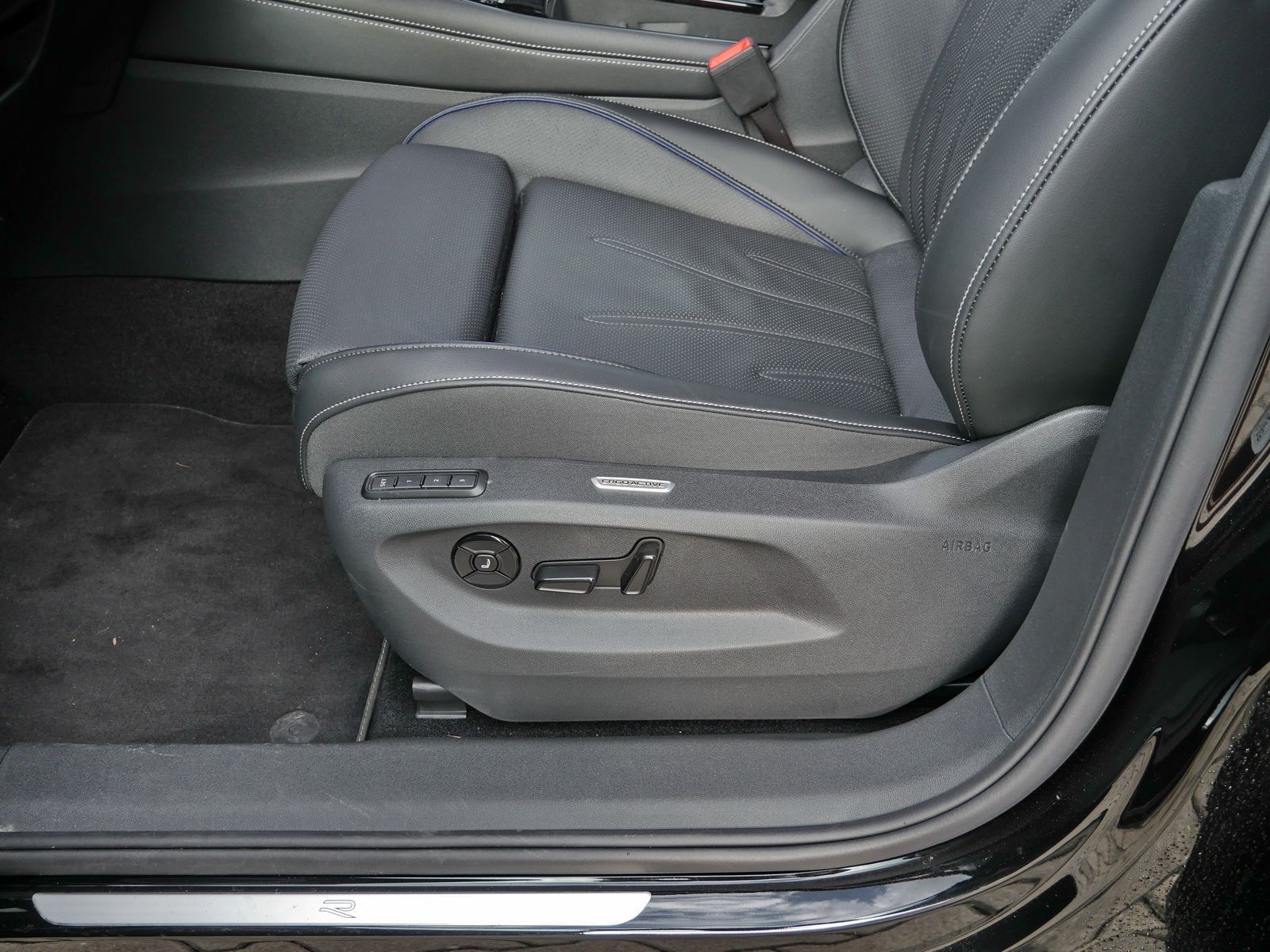 Volkswagen Tiguan - Bild 25