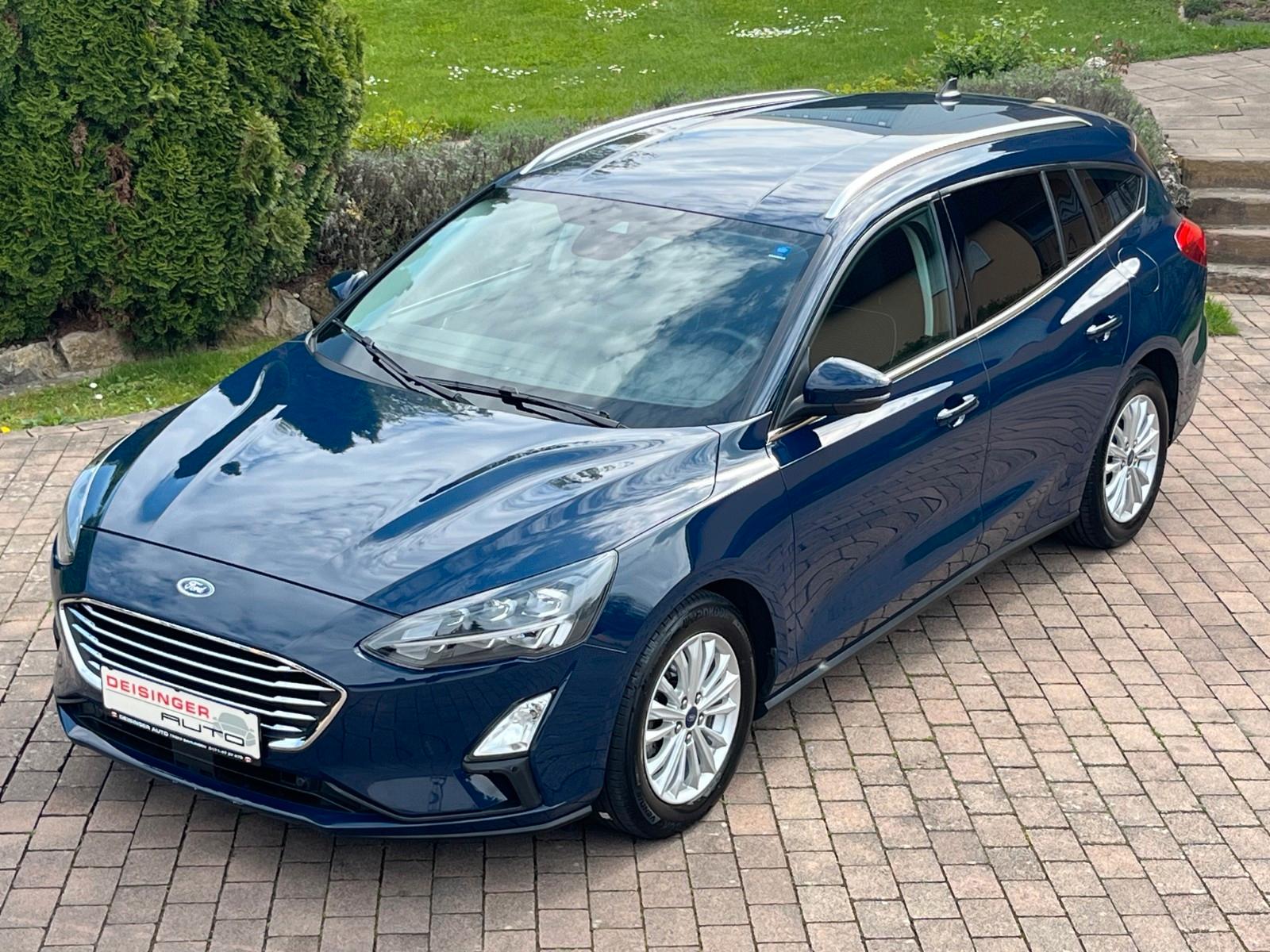 Ford Focus Turnier Titanium *Zahnriemen u. Wapu NEU