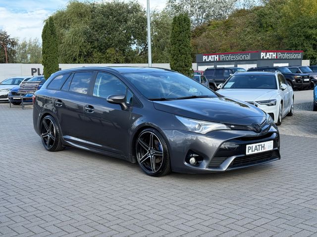 Toyota Avensis 1,8-l T. Sports – Sportfahrwerk