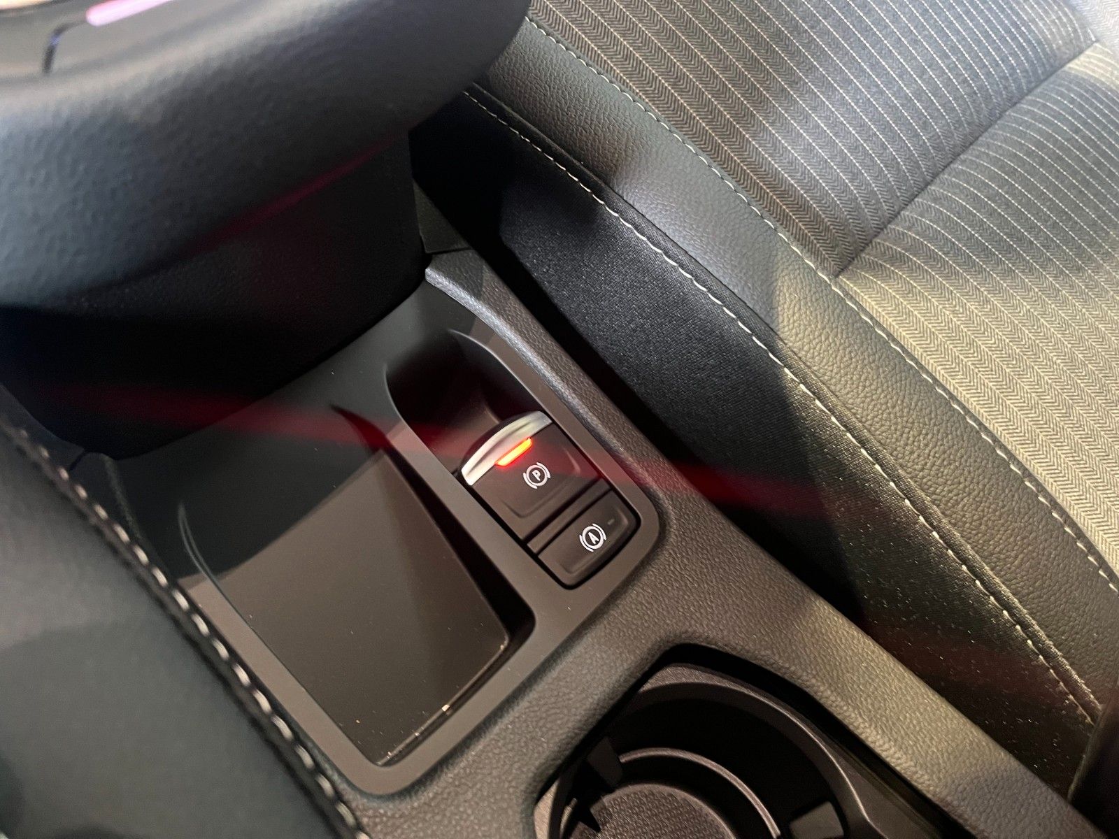 Fahrzeugabbildung Renault Clio TCe 90 Kiss