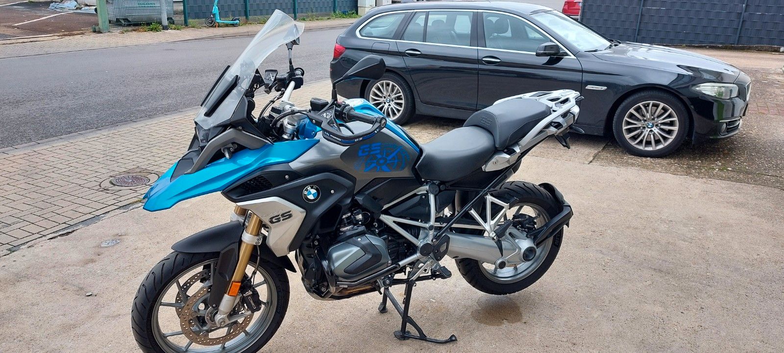 Fahrzeugabbildung BMW R 1250 GS Voll