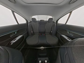 Mercedes E 220 - 9