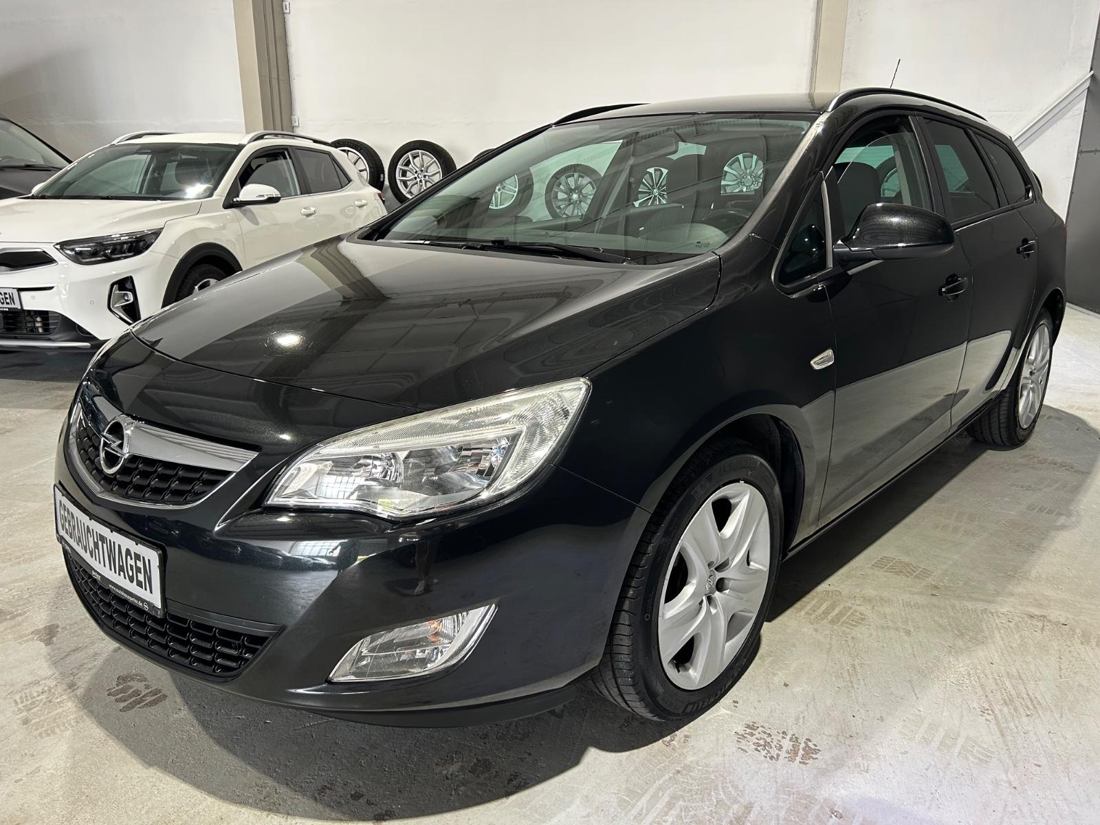 Opel Astra J Sports Tourer Design Edition