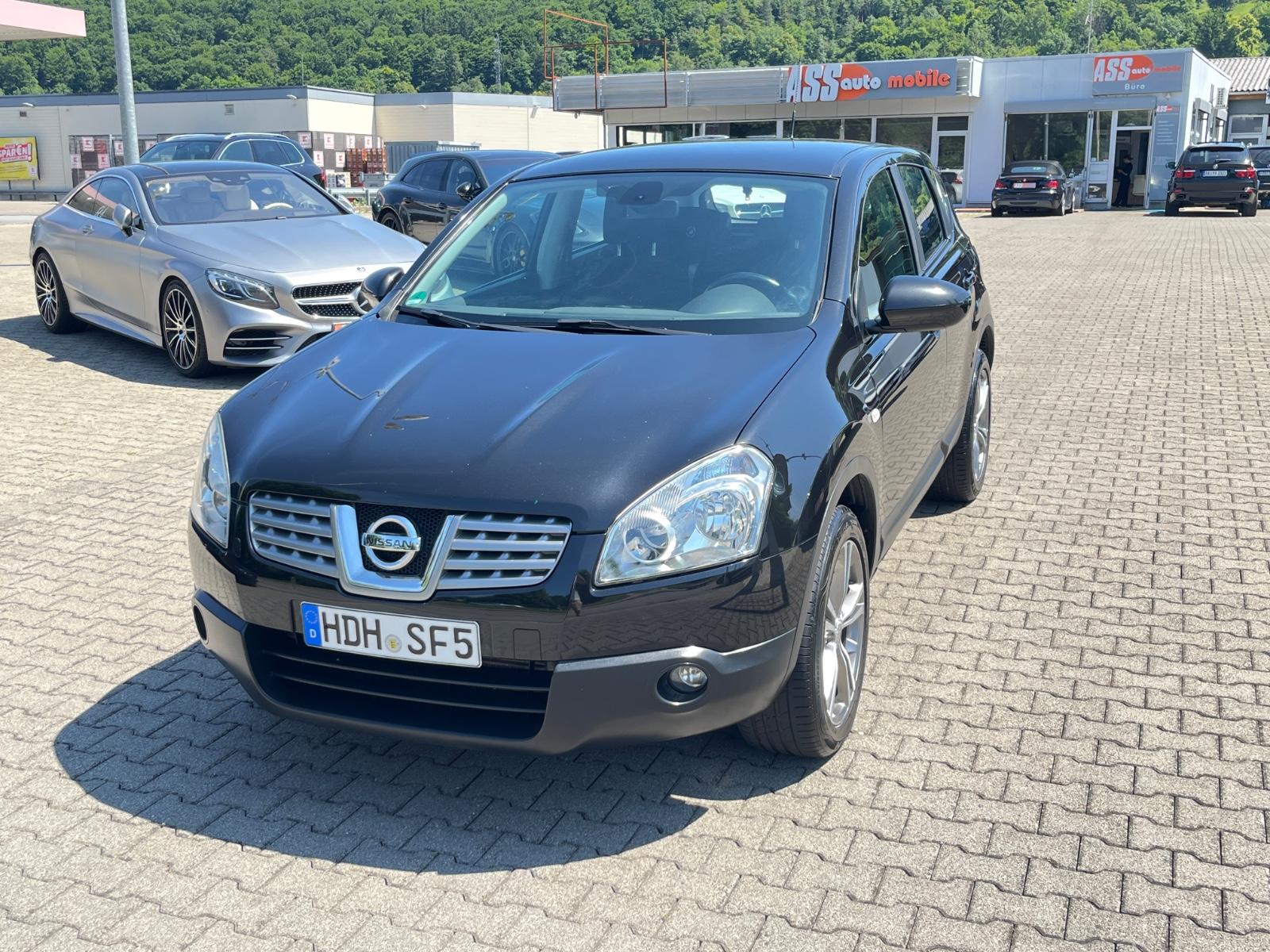 Nissan Qashqai2.0dCi/Acenta/Klimatronic/AHK/2.HD/Temp/