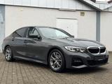 BMW 320 i Limousine M Sport -S.Heft-Ambiente-Shadow - BMW 320: Sport 320i