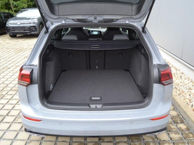 Golf VIII Variant 1.5 TSI R-Line AHK/LED/17-ZOLL