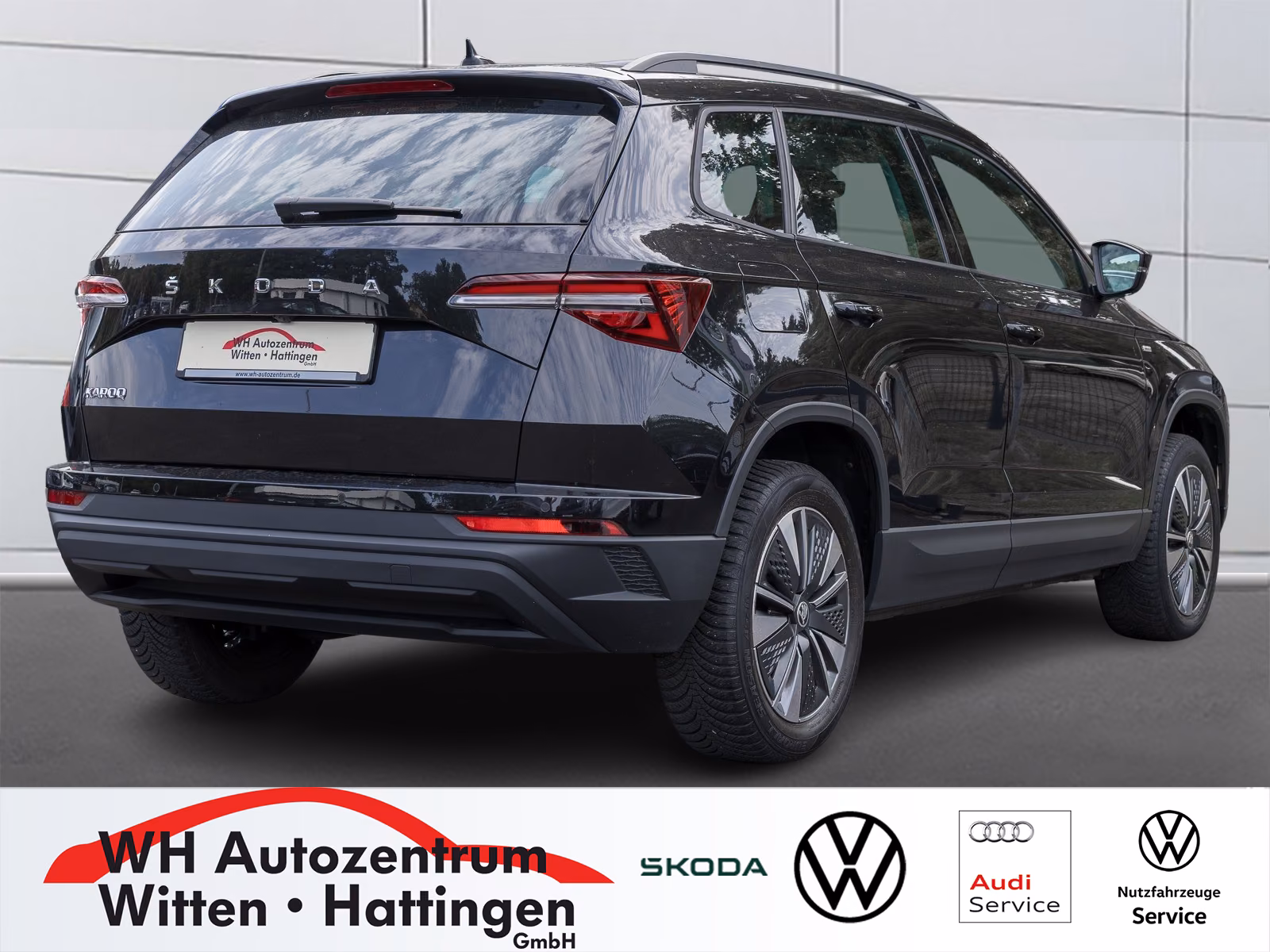 Skoda Karoq 1.0 TSI Tour KESSY REARVIEW LED PDC SITZHZ