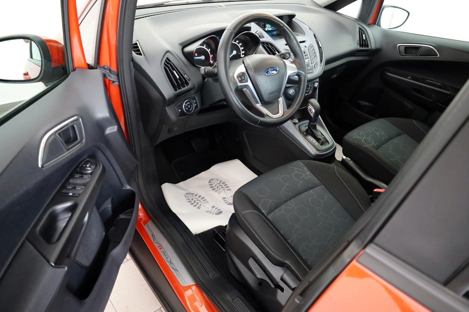 Fahrzeugabbildung Ford B-MAX Sync Edition Automatik,Klima,PDC