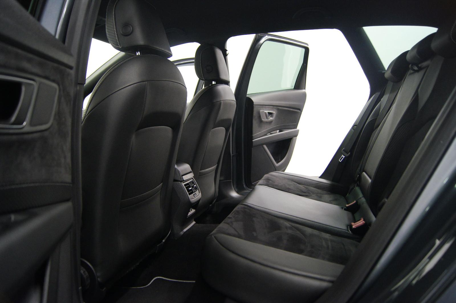 Seat Leon ST Cupra 300 ch 4Drive • DSG • Cuir • Virtual Cockpit • Caméra - Apple CarPlay • DCC