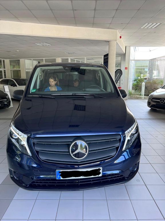 Image of Mercedes-Benz Vito