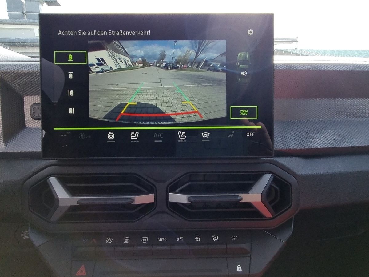 Fahrzeugabbildung Dacia Duster Journey hybrid-G 150 4x4