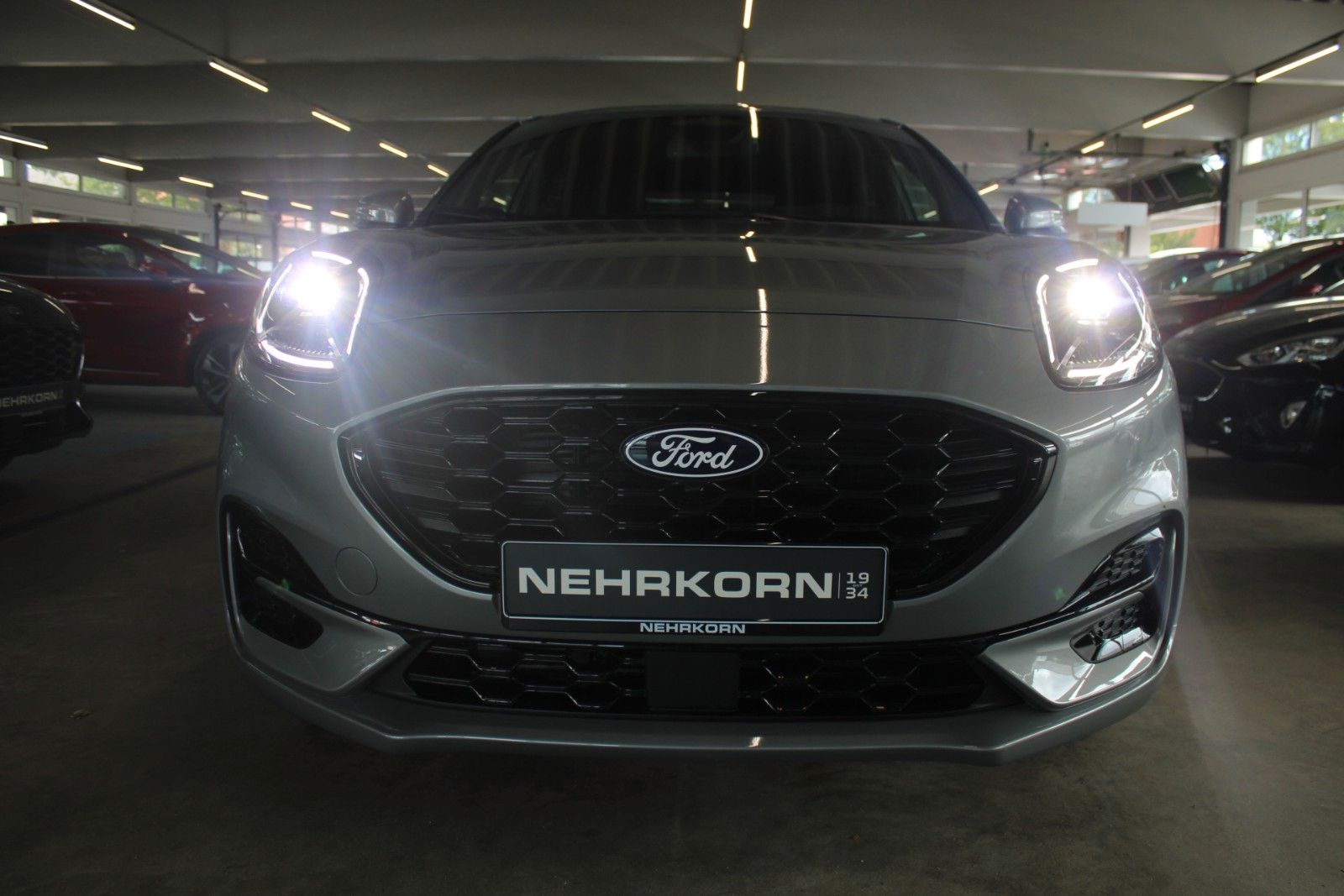 Fahrzeugabbildung Ford Puma 1,0 EcoBoost Hybrid ST-Line Automatik GJR