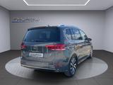 Volkswagen Touran 1.5 TSI Highline DSG R-line 7-Sitzer AHK - : Van