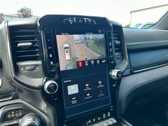 Fahrzeugabbildung Dodge RAM 1500 Limited LPG Luft LED HUD  Retrax dt.Fzg