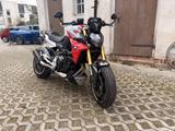 BMW F900R - BMW R 90