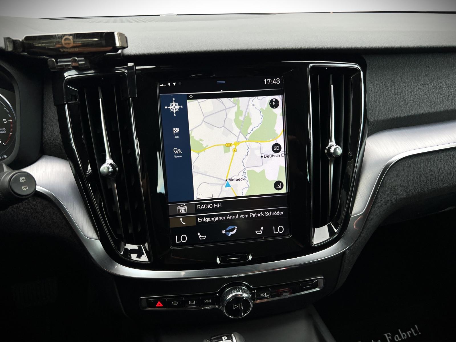 Volvo V60 Kombi Momentum Pro*AUTOMATIK*NAVI*LED*KAMERA