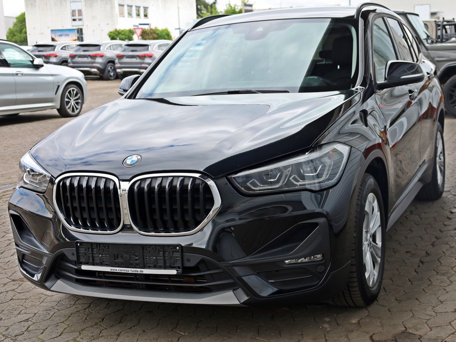 Fahrzeugabbildung BMW X1 xDrive25e Advantage,Leder,Navi,LED,HUD,Kamera