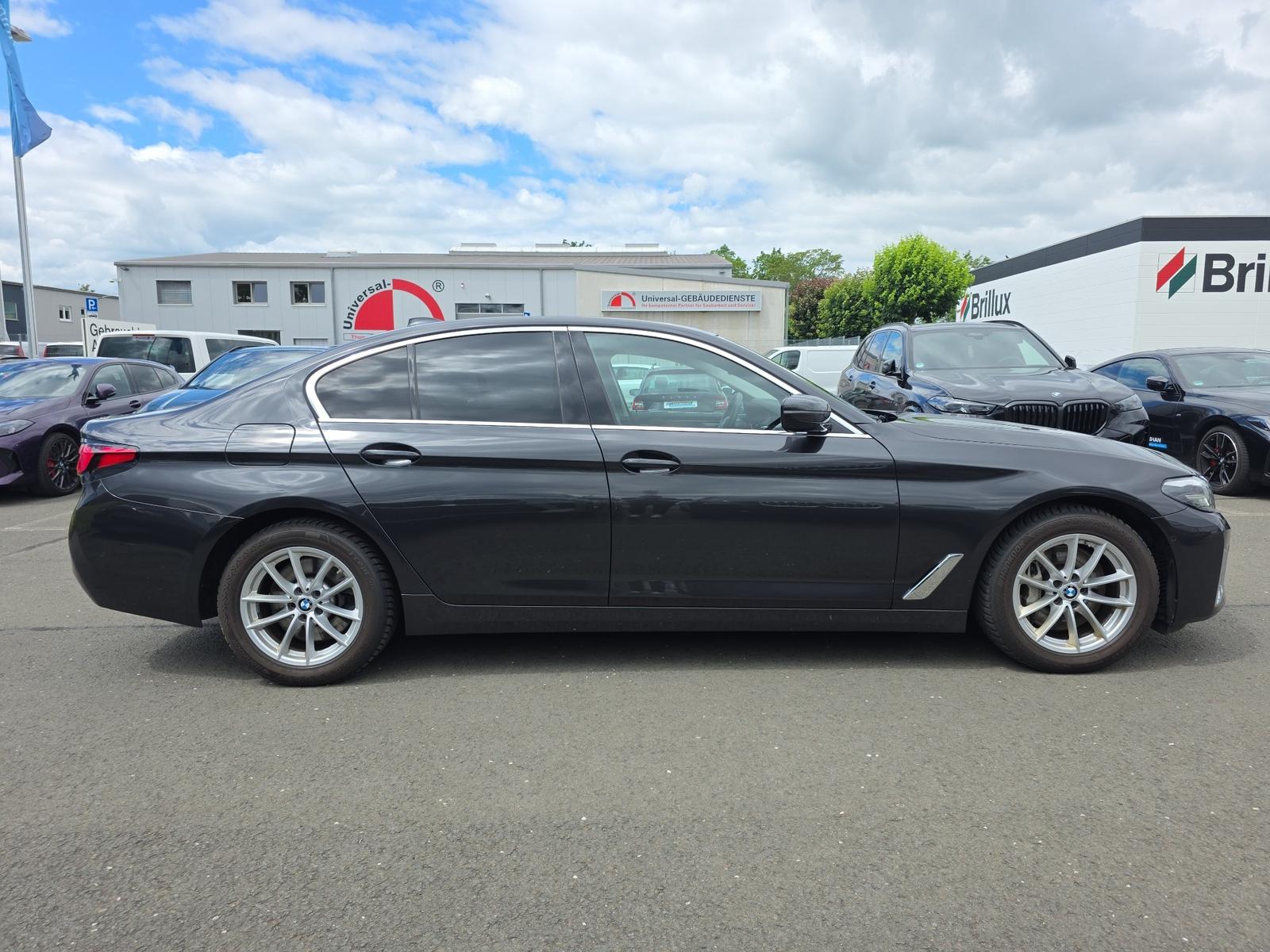 BMW 530d xDrive Lim Head Up Komfortsitze Intergral A