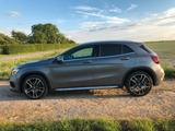 Mercedes-Benz GLA 200 AMG Line  - Mercedes-Benz GLA 200 in Mönchengladbach