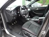 Mercedes-Benz CLA 200 Shooting Brake AMG Line Panorama, LED, R - Mercedes-Benz CLA 200 Shooting Brake aus 2020