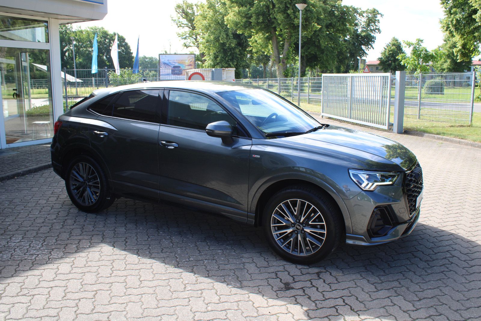 Audi Q3 Sportback 40 TFSI quattro S line foto 6