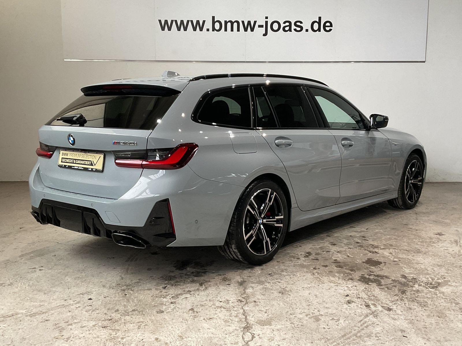Fahrzeugeinzelansicht 17 Fahrzeugabbildung BMW M340i xDrive M Sportpaket Pro, Panorama-Glasdach