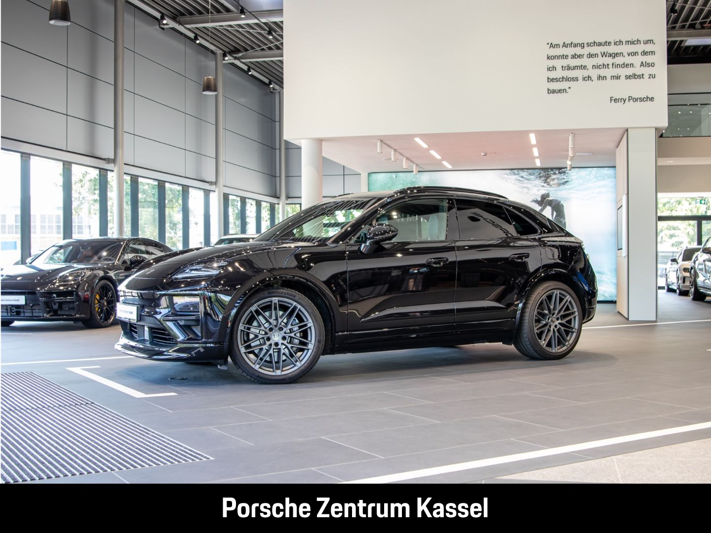 Porsche Macan Turbo Electric